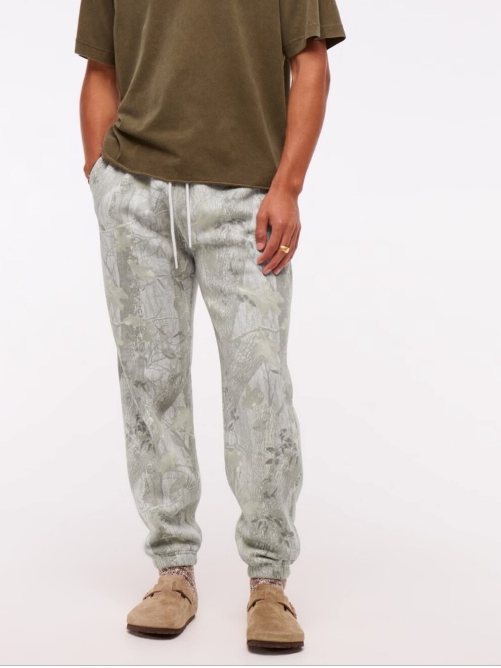 Abercrombie Men's Light Gray Patterned Drawstring Jogger Pants